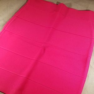 BCBG spandex skirt (never worn)